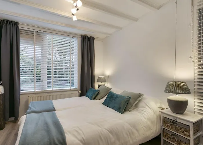 Dom wakacyjny Vlier 08 - Klepperstee Not Intended For Company Or Work-related Ouddorp