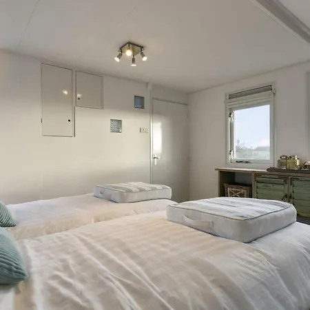 Vlier 08 - Klepperstee Not Intended For Company Or Work-related * Ouddorp